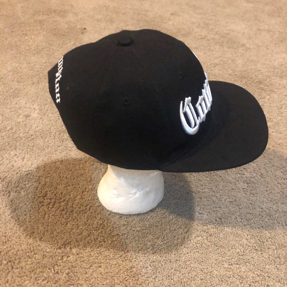 Compton Old English Snapback View 2